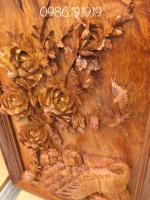 Tranh chim công và hoa mẫu đơn, gỗ hương gia Lai nguyên khối