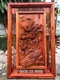 Tranh Chim Công Hoa Mẫu Đơn, gỗ hương Gia Lai nguyên khối  