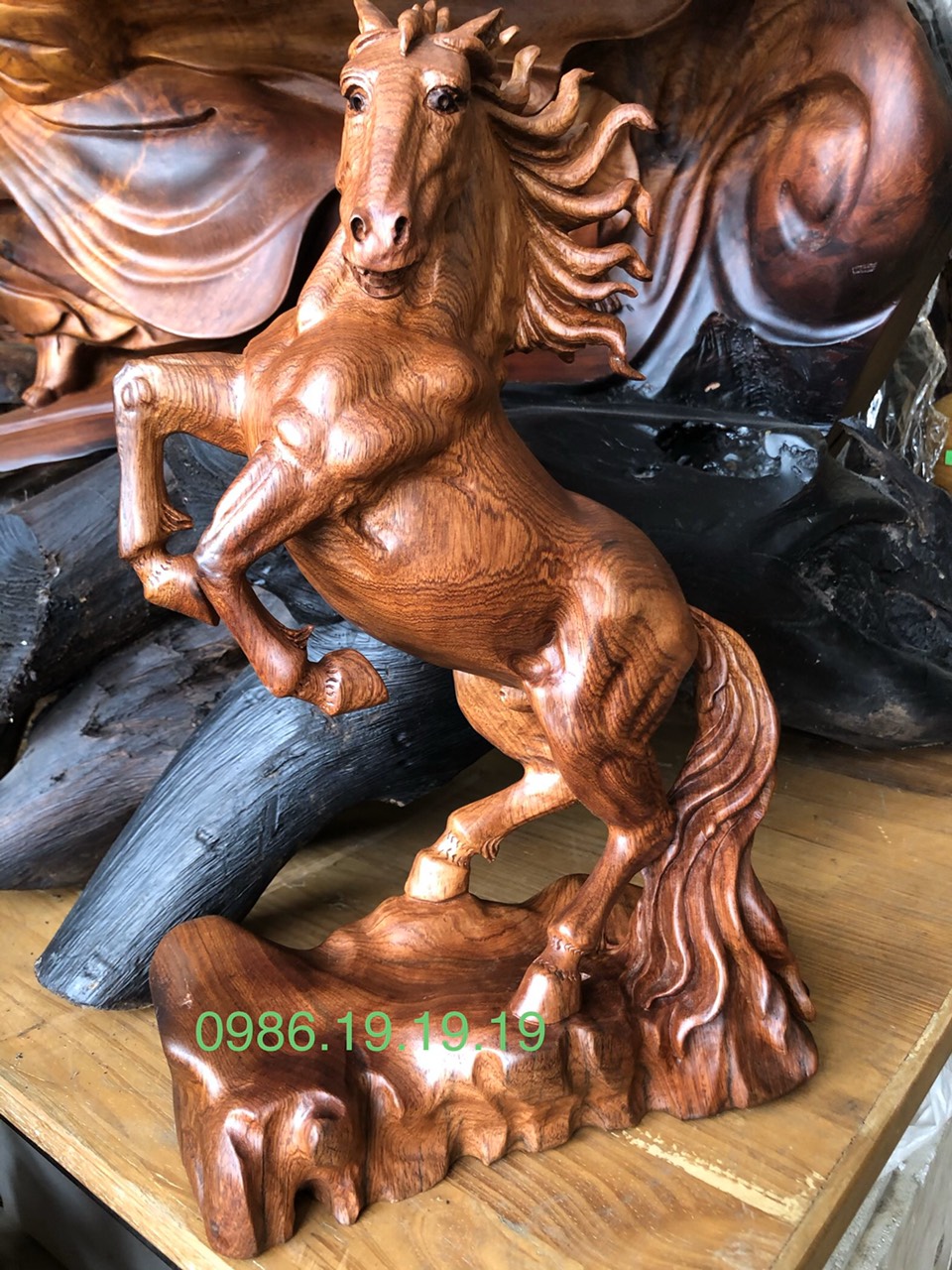 tượng ngựa gỗ phong thủy